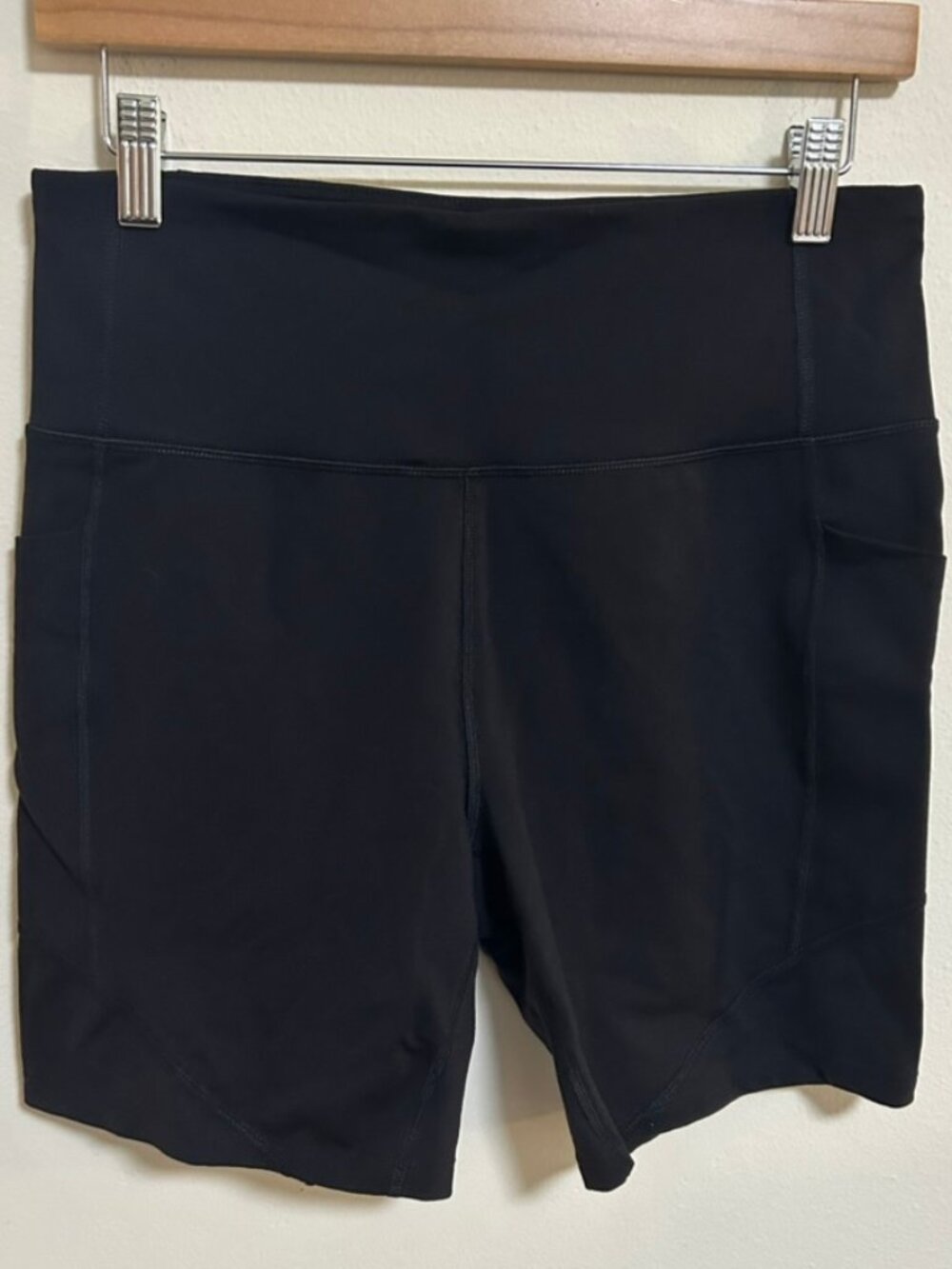 Tek Gear Shapewear Bike Shorts Pockets Sz L EUC Black Athleisure Athelete